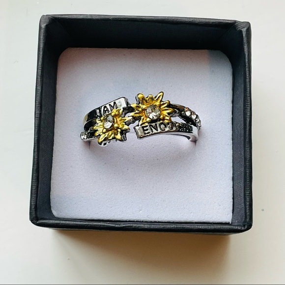 Woman's Size 7 925 Sterling Silver Sunflower Ring With Rhinestones - Picture 4 of 9